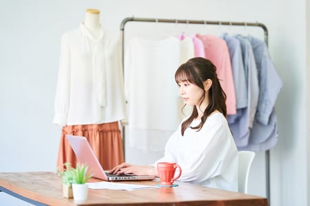 【2024年版】Instagramストーリーズ広告完全ガイド｜メリット・出稿手順を解説