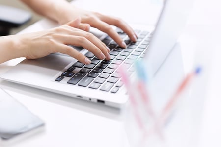 【Google 広告】広告エディタとは？一括操作に便利な機能やセットアップ手順を解説