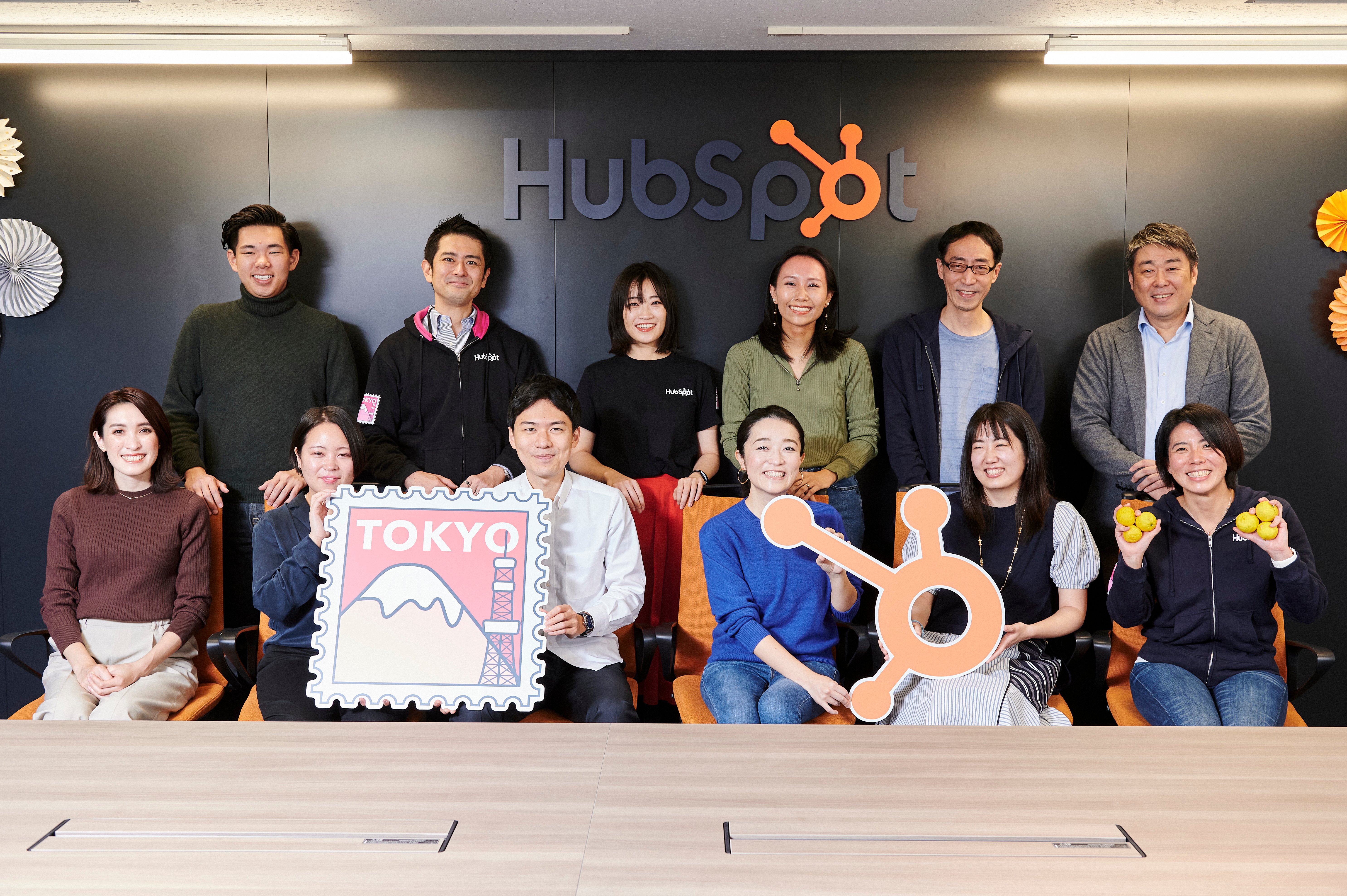 211210HubSpot12351f-1