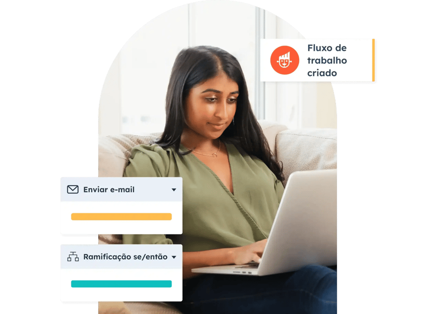 mulher cria fluxo de trabalho usando as ferramentas de automação e IA da HubSpot