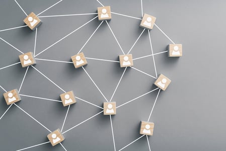 Como tomar decisões baseadas em dados do seu CRM: guia completo