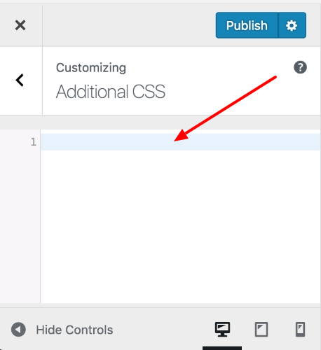 WordPress user in the "Additional CSS" tab in admin dashboard