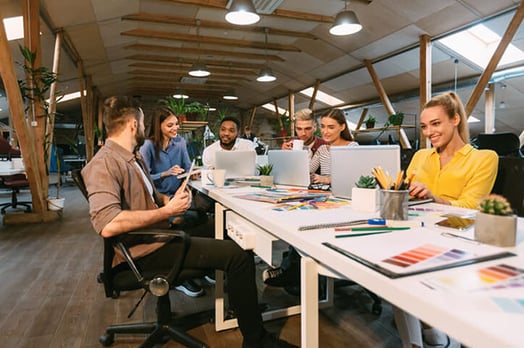 Team plant nächste virale Marketingkampagne