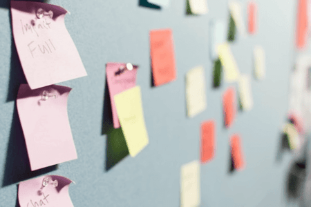 Erstellung einer CRM-Strategie mit Post-its
