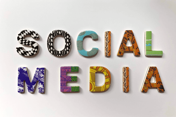 Social Media Buchstaben