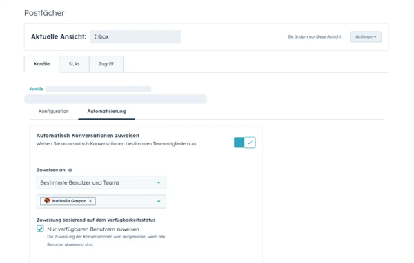 HubSpot-Benutzeroberfläche zeigt, wie ein Benutzer seine persönliche E-Mail-Adresse mit den Team-E-Mails von HubSpot verknüpft
