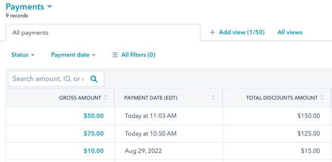 HubSpot payments index page with the 'Total discounts amount' column highlighted, showing discount totals for each payment.