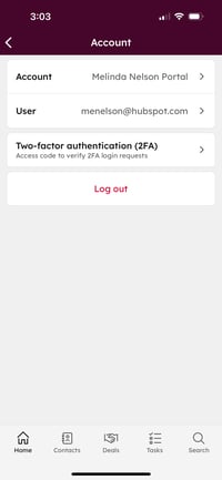 アカウント、ユーザー、2要素認証、ログアウトボタンが表示されるモバイルアカウントページ。