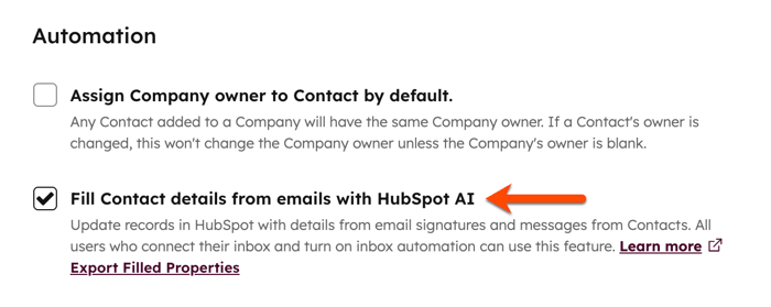 Una captura de pantalla de los ajustes de automatización de contactos, destacando la casilla de verificación para "Rellenar detalles de contacto de correos electrónicos con HubSpot AI".