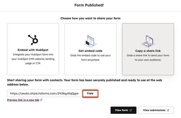 The form editor share options, highlighting the option to copy the form share link.