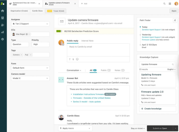 Zendesk ticket tracking communicatio