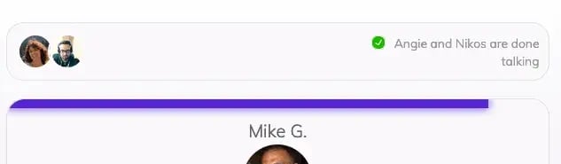 a progress bar above the speaker card, indicating the remaining time for that speaker in team oclock software