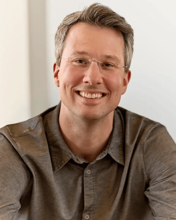 Chris-Hogan-Headshot