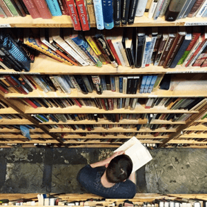 bookshelf-perspective.png