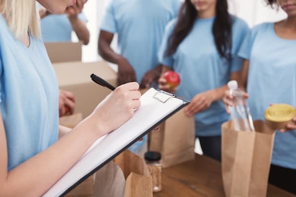 nonprofit organization with volunteers