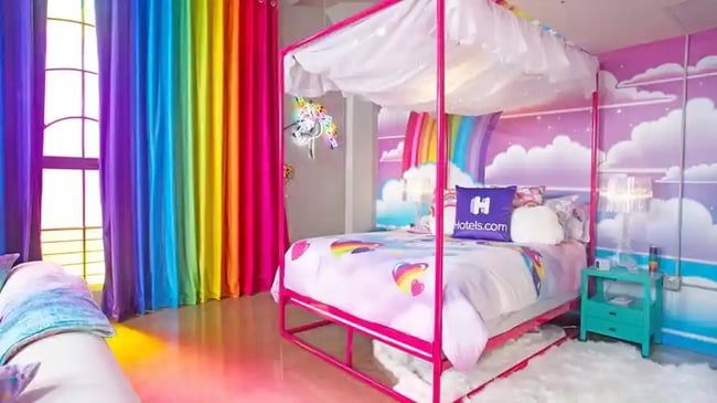 Hotels.com x Lisa Frank