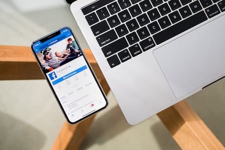 Facebook messenger ad on a phone screen