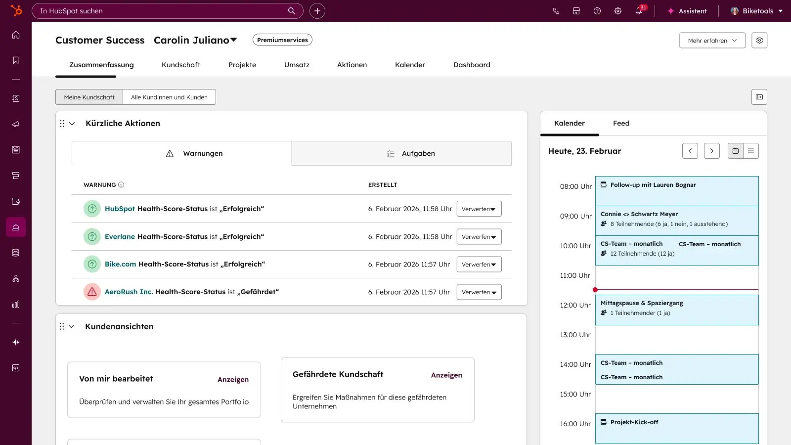 HubSpot Customer Success Workspace mit Health-Score-Übersicht mehrerer Kundenkonten und Kalender für CS-Team-Follow-ups