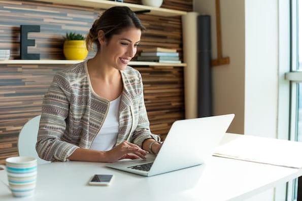 sales rep writing linkedin summary