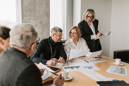 Discussion commerciale avec une administration publique