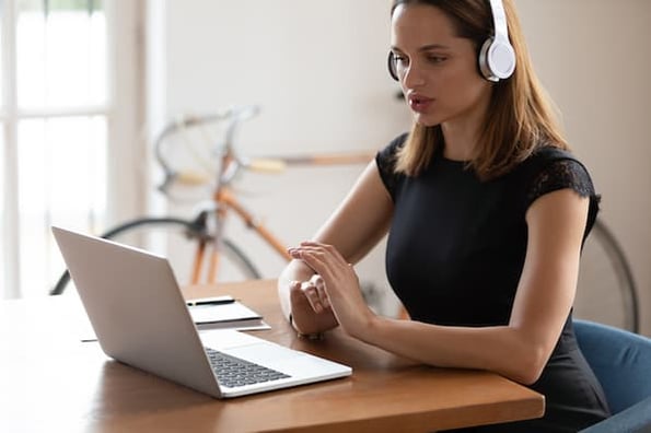 salesperson uses relationship selling techniques