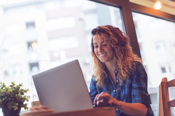marketer setting up remarketing campaign to retarget website visitors