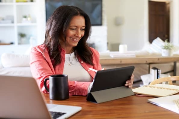 sales professional applies for sales job opportunities