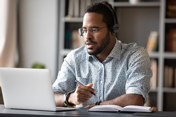 sales manager calculates sales mix