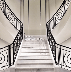 symmetrical-stairs.png