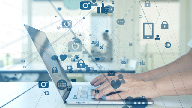 【Instagram】PCからの主要な投稿方法・PC運用メリットを解説