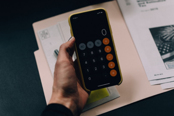 Charges fixes et variables : définition, calcul et exemples