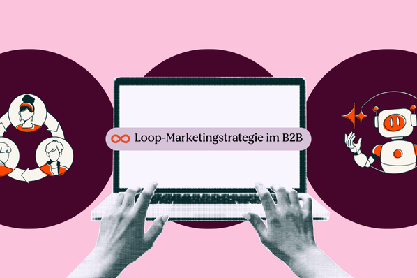 Person sucht am Laptop nach Loop-Marketingstrategie im B2B