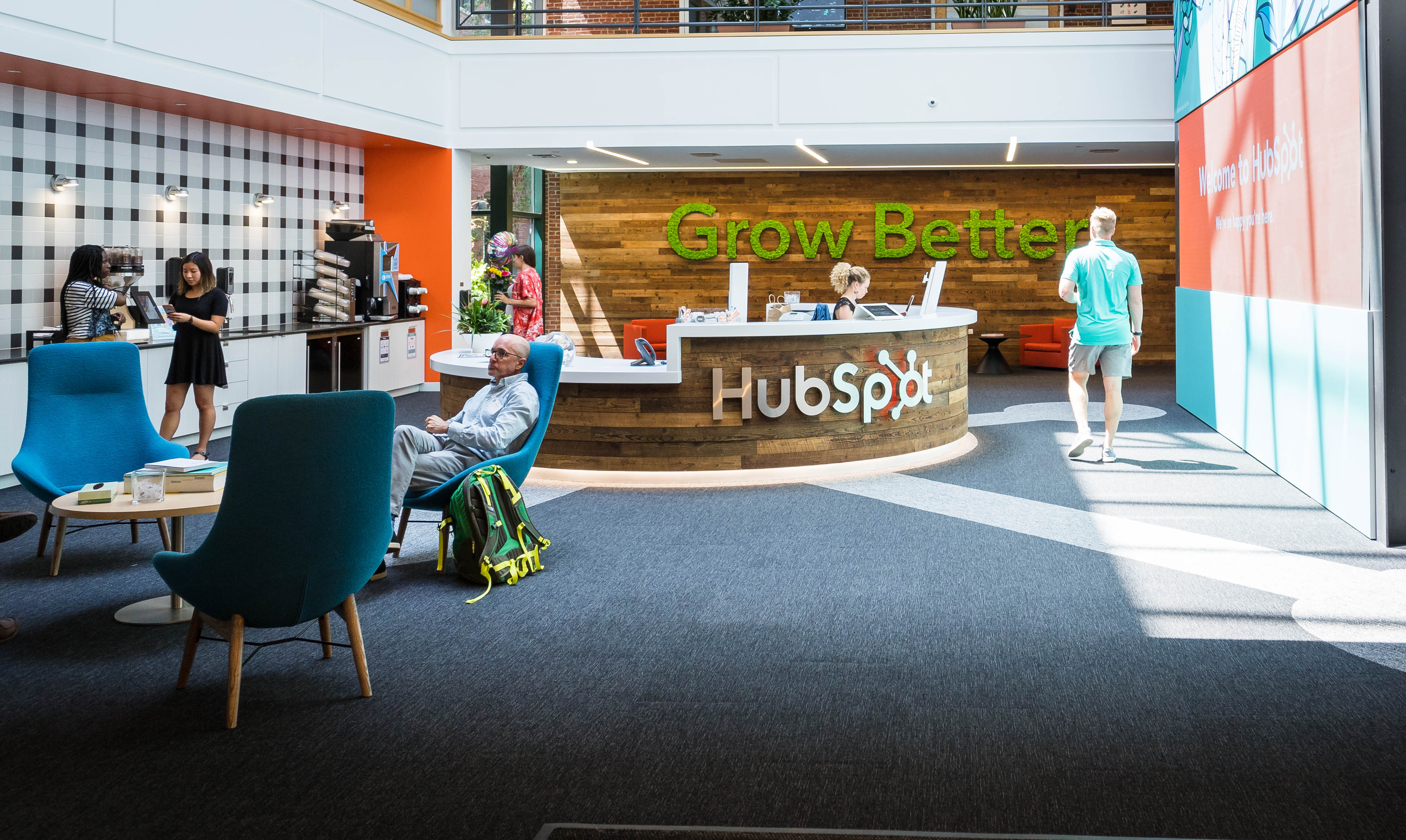HubSpot Renovates Cambridge Headquarters With New Lobby, Café, and Smoothie Bar
