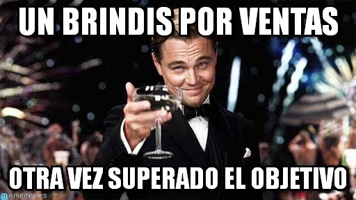 Meme sobre un brindis por tus logros como vendedor