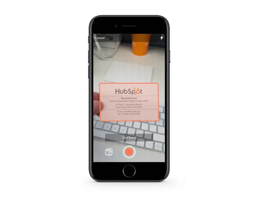Scanning a business card with the ̽ѡ app