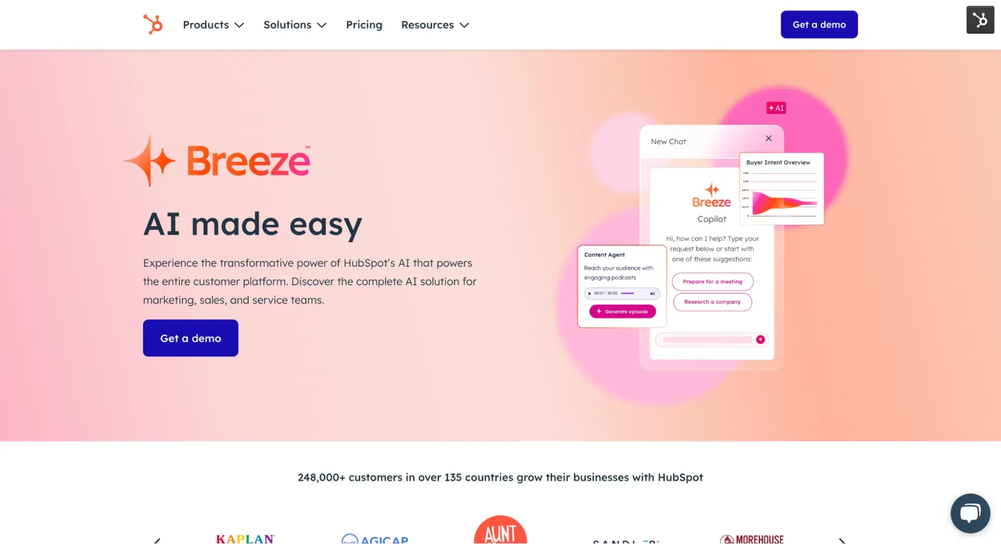 gradient website example: hubspots breeze