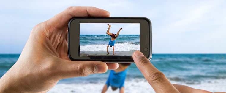 Which Live Streaming App Should You Use? Inside the Best Features of Periscope, Meerkat & More