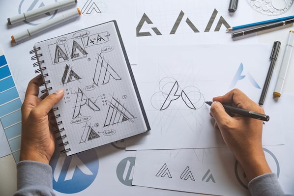 10 Logo Design Trends to Watch for in 2022 [Infographic]