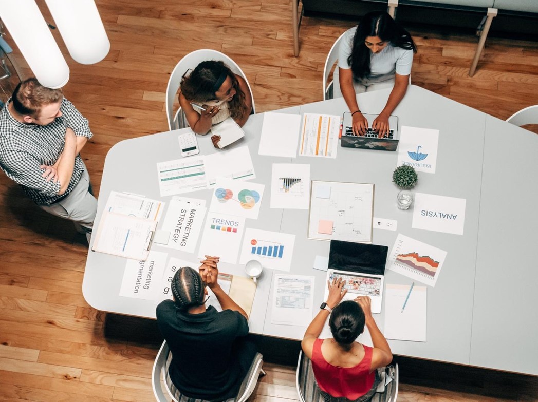 Construire et mettre à l'échelle une équipe de marketing performante en 2025 : 8 astuces