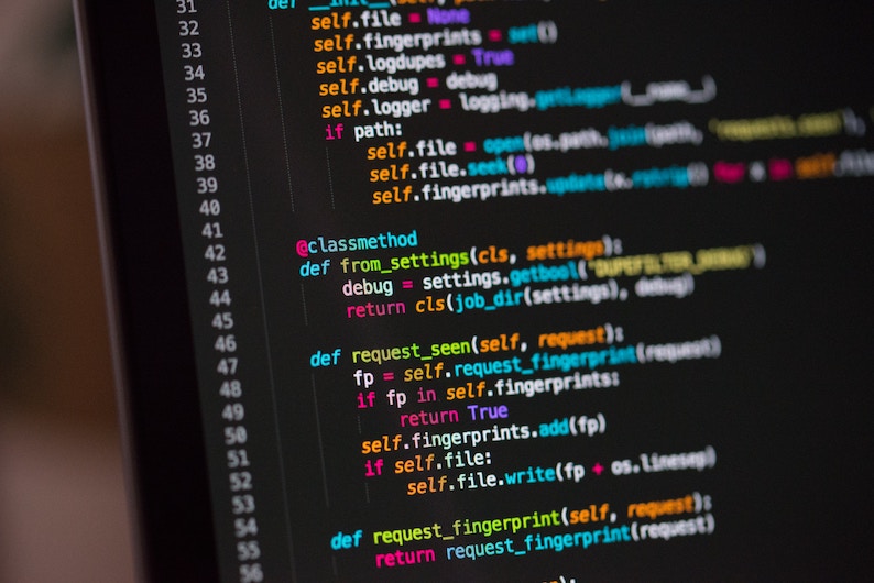 Code informatique Python sur écran d'ordinateur