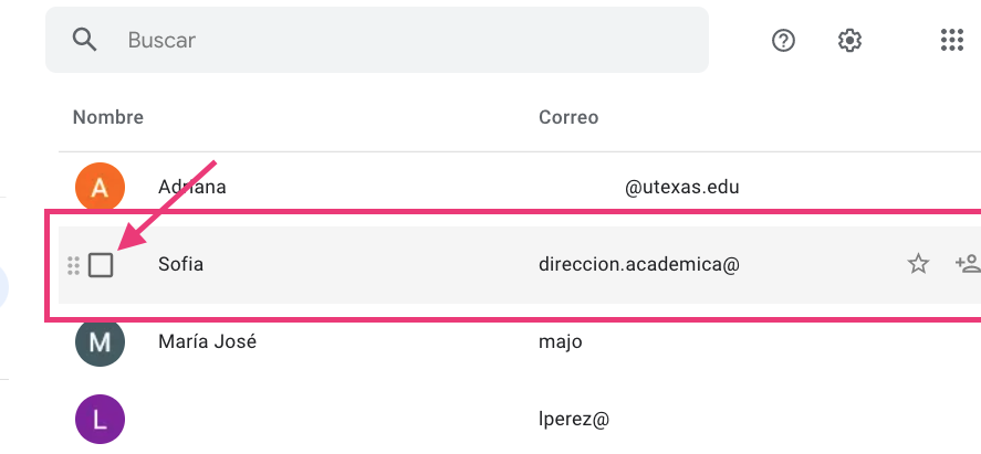 Seleccionar un contacto para arrastrarlo a un grupo en Gmail
