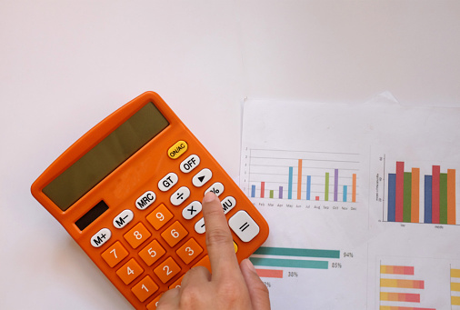 Cómo calcular los costos variables de tu empresa