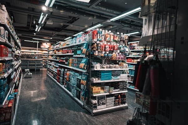 Distribution intensive : définition, objectifs et avantages