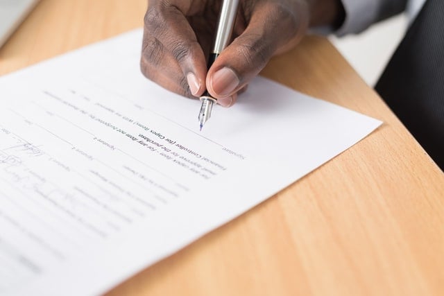 Comment faire un devis ? (étapes + outils)