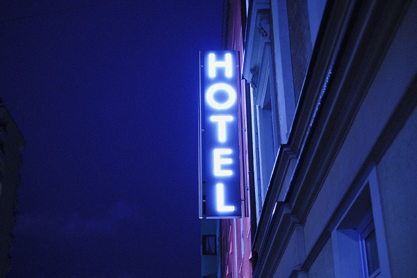 enseigne hotel