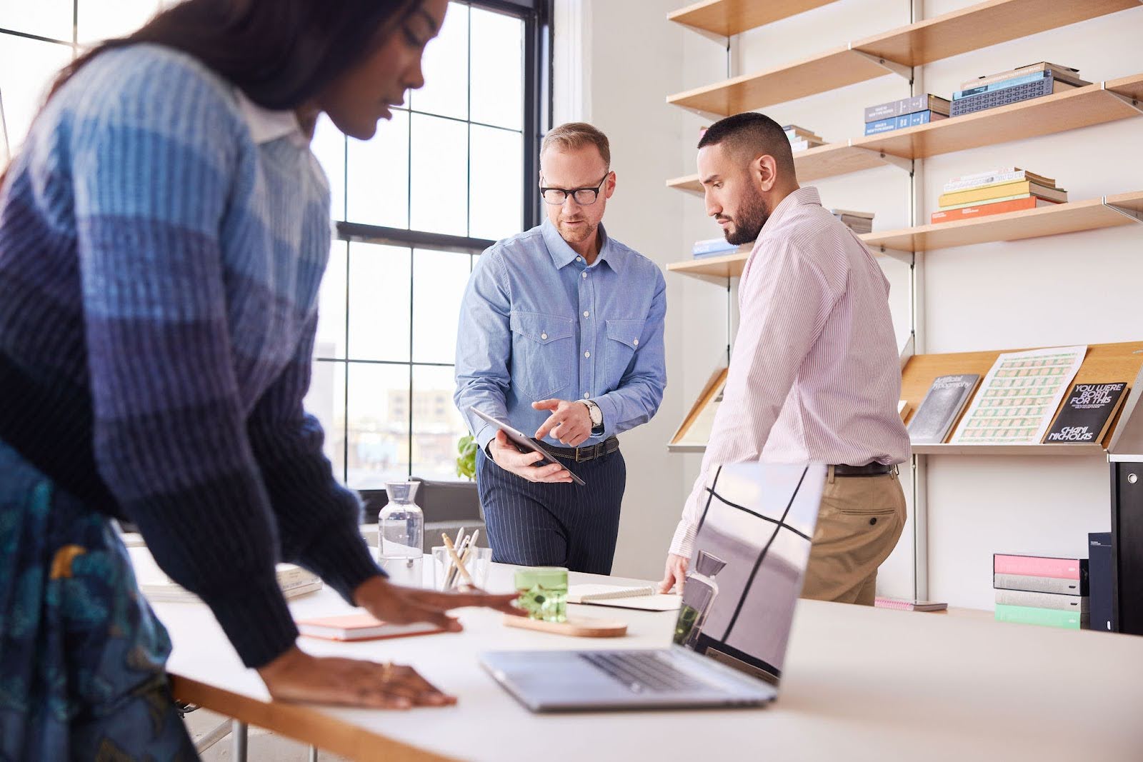 Como a IA no marketing acelera a jornada do cliente
