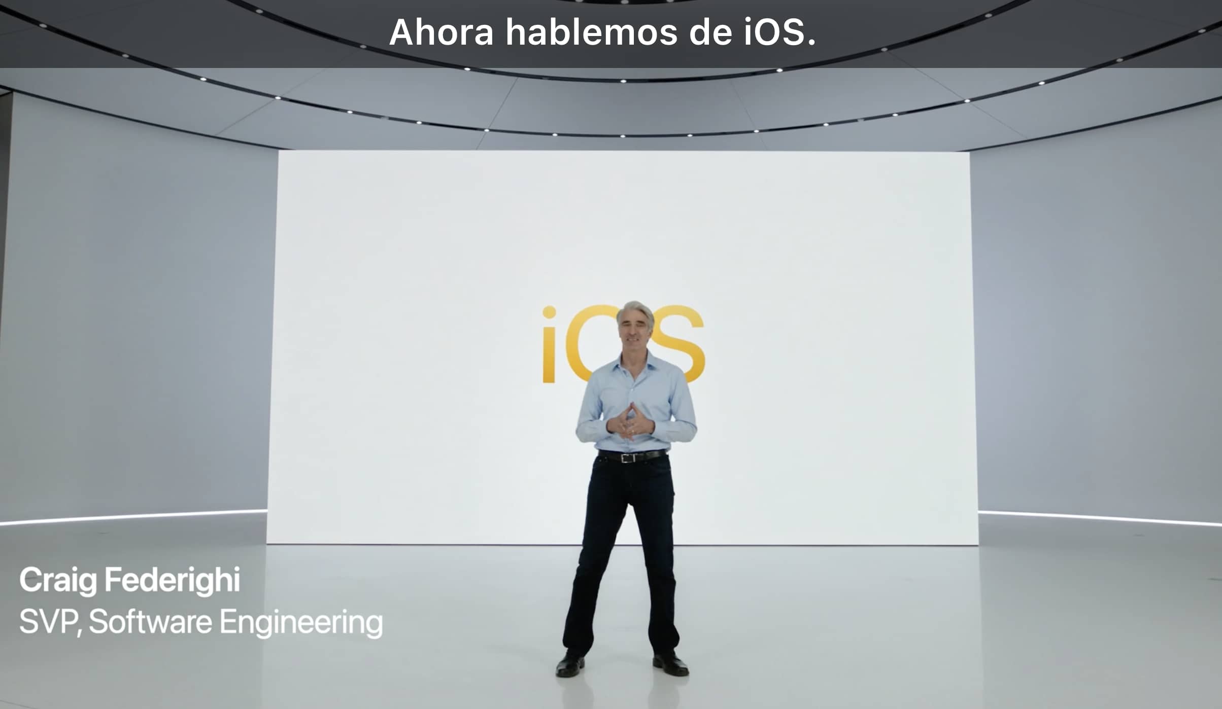Ejemplo de marketing experiencial: Craig Federighi en un Keynote reciente de Apple