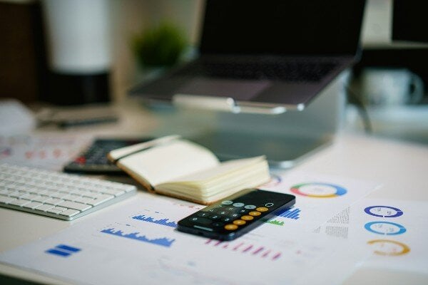 7 outils commerciaux pour gérer et suivre ses prospects en 2025