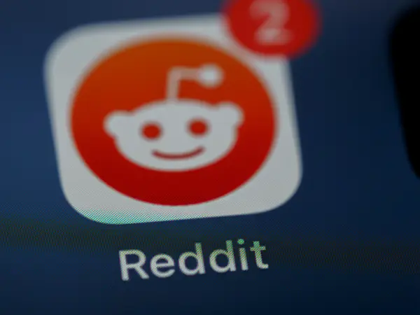 Comment utiliser Reddit en tant que marque : 8 bonnes pratiques à suivre