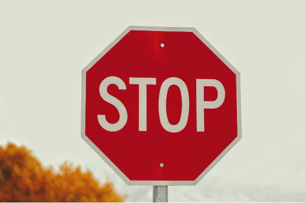 Panneau stop pour savoir dire non